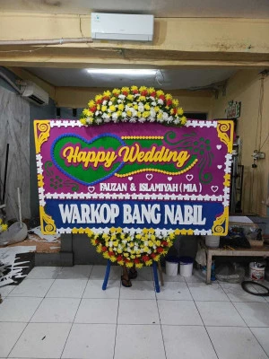 Papan Bunga di Kebon Besar