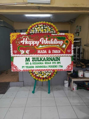 Papan Bunga di Kebon Besar