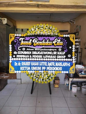 Papan Bunga di Kebon Besar